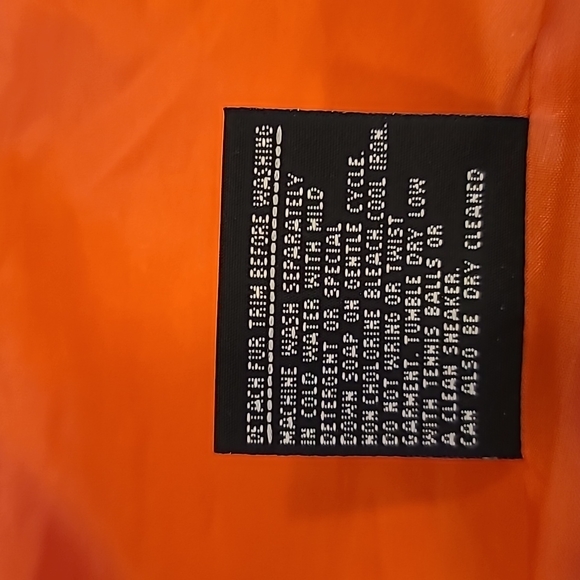 Coat - Picture 8 of 8